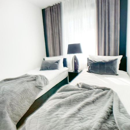 M-Style 02 Apartment Mit Balkon 24H Self-Check-In, Free Parking, Netflix Nürnberg Eksteriør bilde