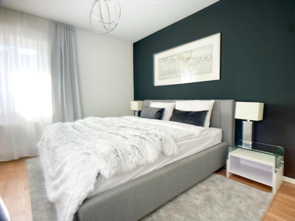 M-Style 02 Apartment Mit Balkon 24H Self-Check-In, Free Parking, Netflix Nürnberg Eksteriør bilde