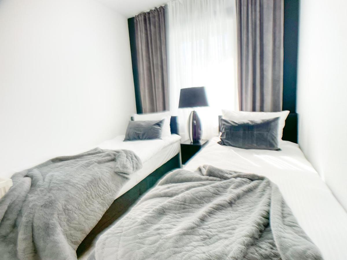 M-Style 02 Apartment Mit Balkon 24H Self-Check-In, Free Parking, Netflix Nürnberg Eksteriør bilde