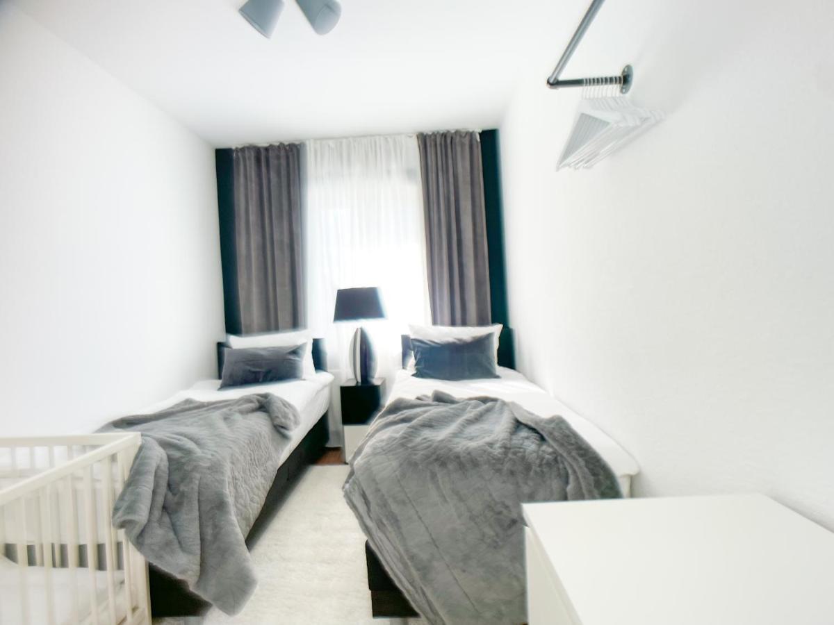 M-Style 02 Apartment Mit Balkon 24H Self-Check-In, Free Parking, Netflix Nürnberg Eksteriør bilde