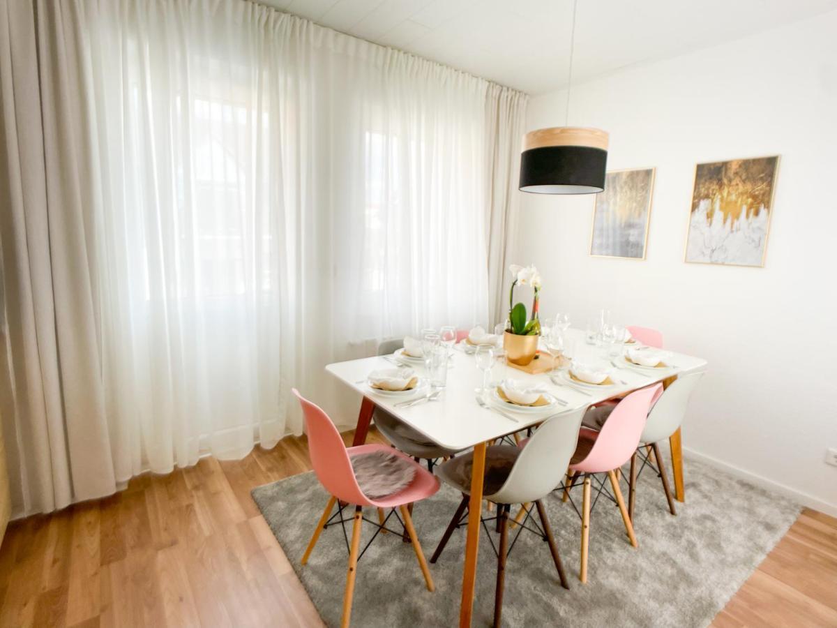 M-Style 02 Apartment Mit Balkon 24H Self-Check-In, Free Parking, Netflix Nürnberg Eksteriør bilde