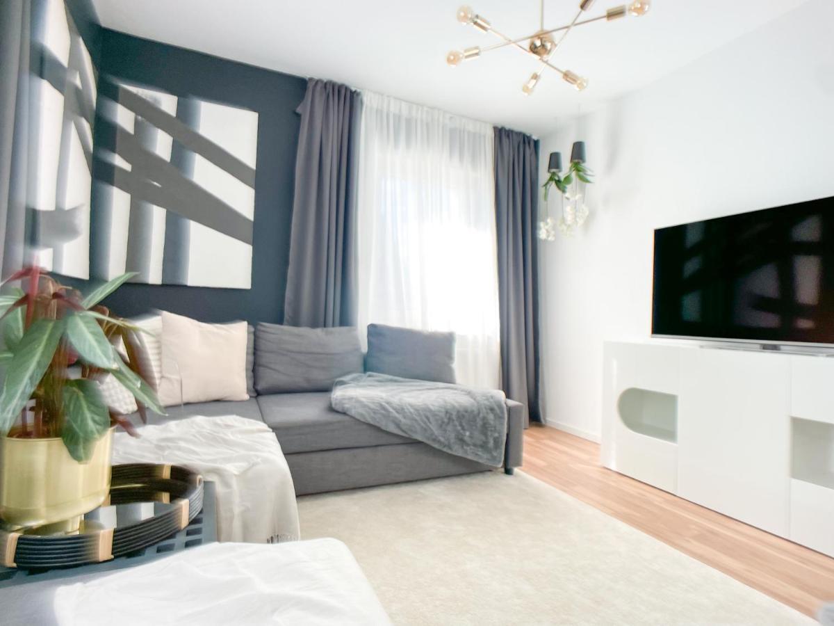 M-Style 02 Apartment Mit Balkon 24H Self-Check-In, Free Parking, Netflix Nürnberg Eksteriør bilde